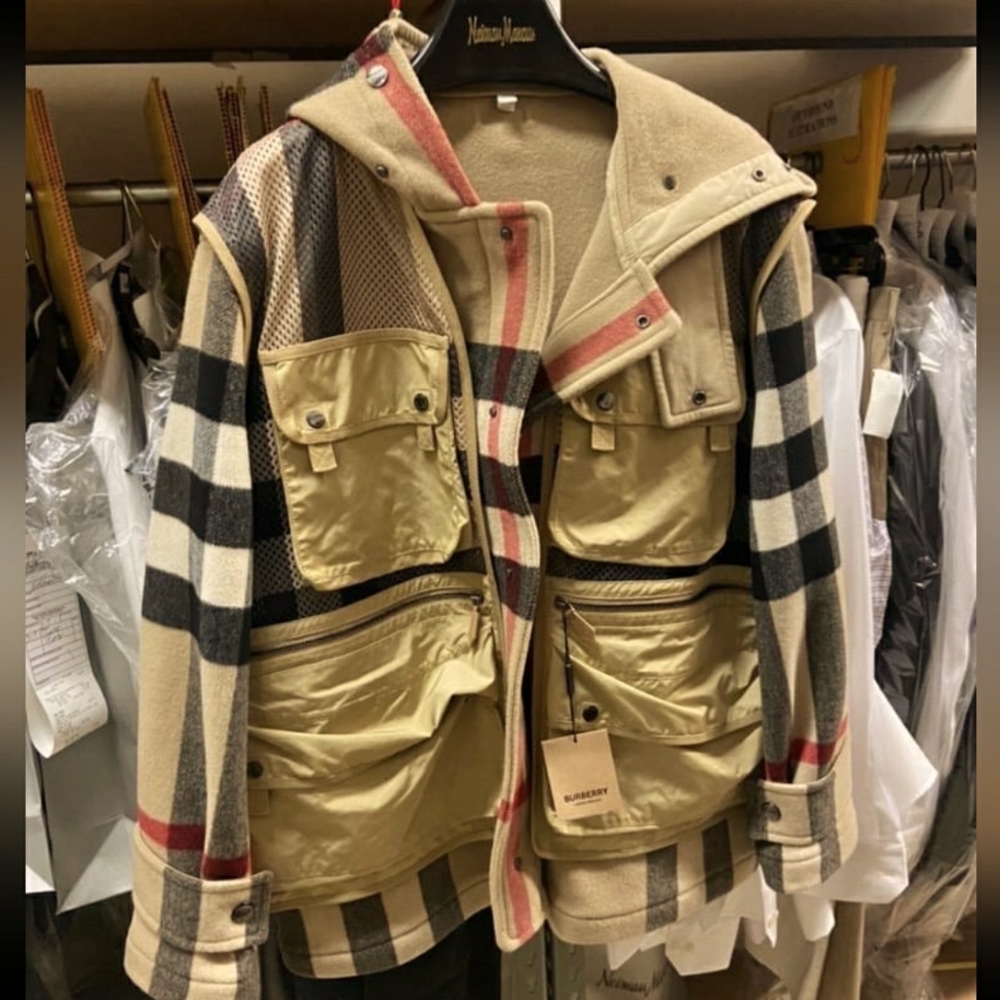 Mens Medium Burberry Coat